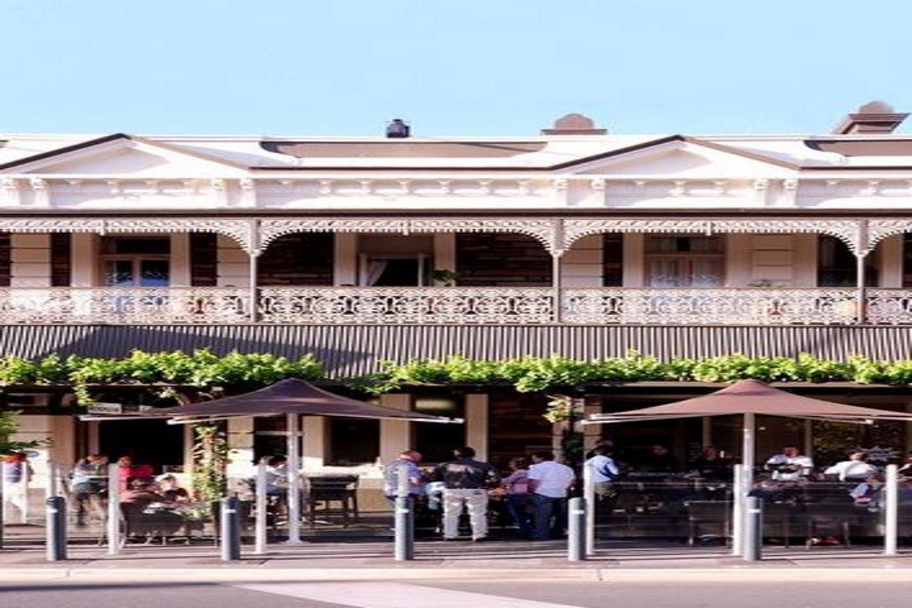 Hotel Metropolitan Adelaide Dış mekan fotoğraf